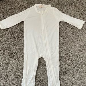 Kyte Baby 0-3mos footie zip up pajamas